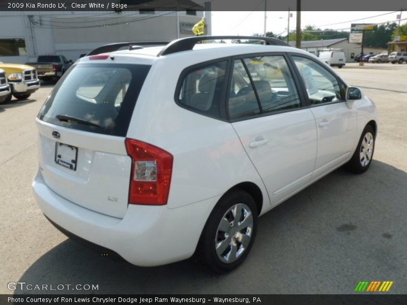 Clear White / Beige 2009 Kia Rondo LX