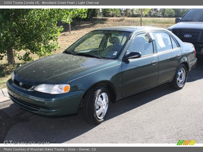 Woodland Green Pearl / Light Charcoal 2000 Toyota Corolla VE