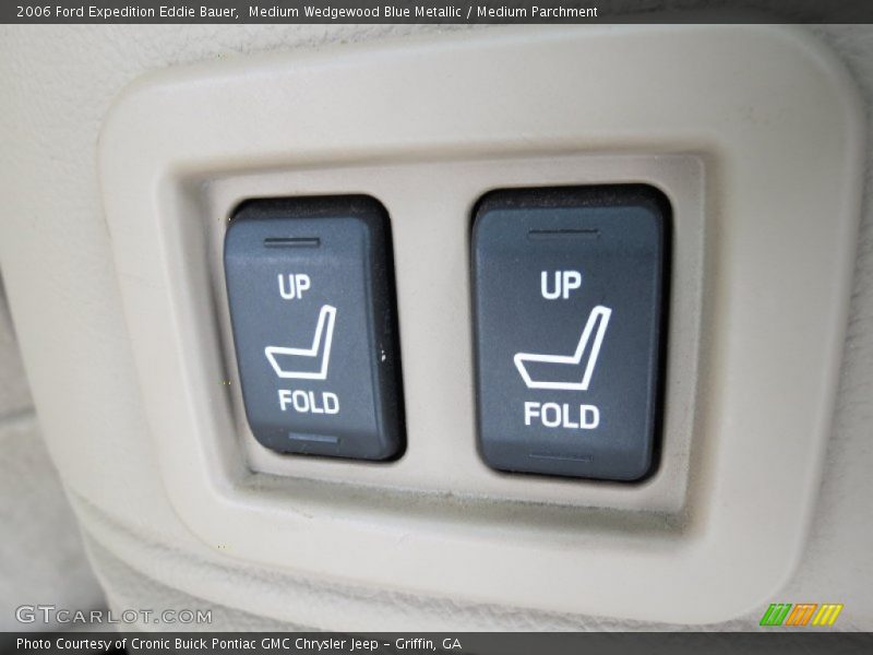Medium Wedgewood Blue Metallic / Medium Parchment 2006 Ford Expedition Eddie Bauer
