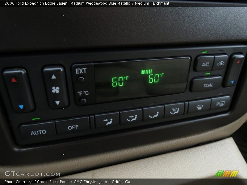 Medium Wedgewood Blue Metallic / Medium Parchment 2006 Ford Expedition Eddie Bauer