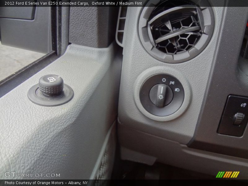 Oxford White / Medium Flint 2012 Ford E Series Van E250 Extended Cargo