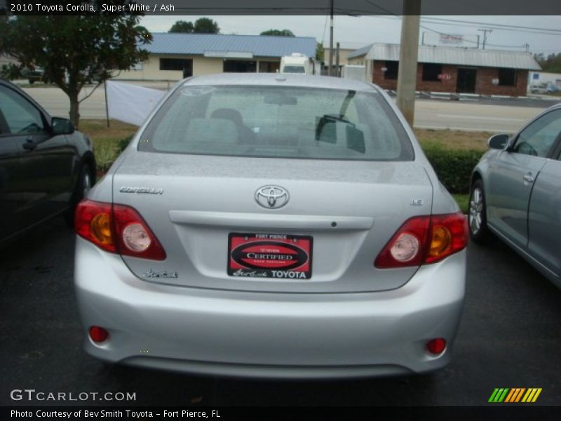 Super White / Ash 2010 Toyota Corolla