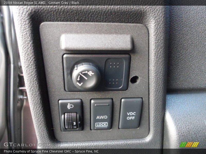 Gotham Gray / Black 2009 Nissan Rogue SL AWD