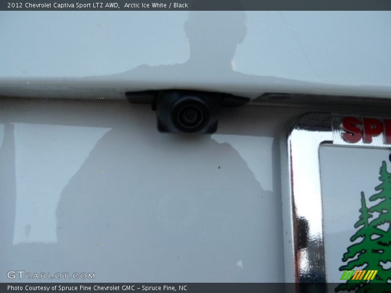 Arctic Ice White / Black 2012 Chevrolet Captiva Sport LTZ AWD