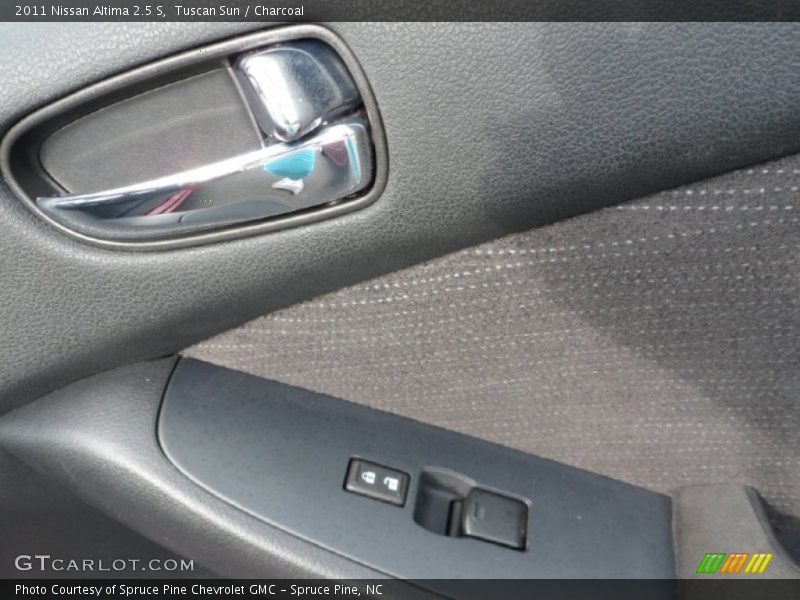 Tuscan Sun / Charcoal 2011 Nissan Altima 2.5 S