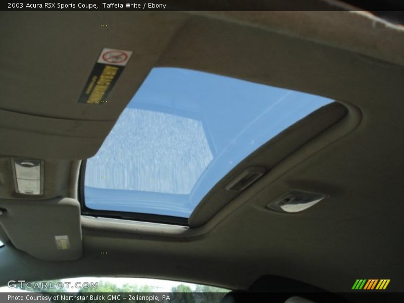 Sunroof of 2003 RSX Sports Coupe