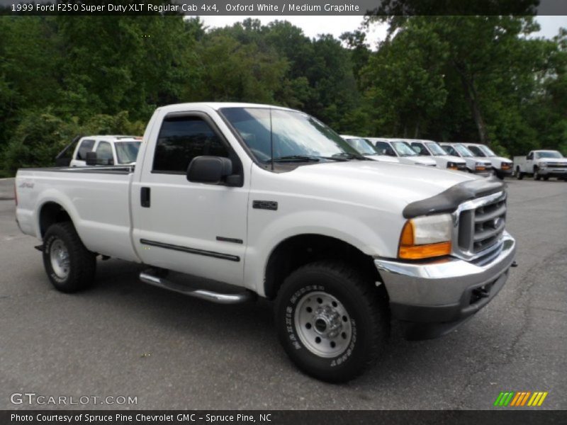 Oxford White / Medium Graphite 1999 Ford F250 Super Duty XLT Regular Cab 4x4