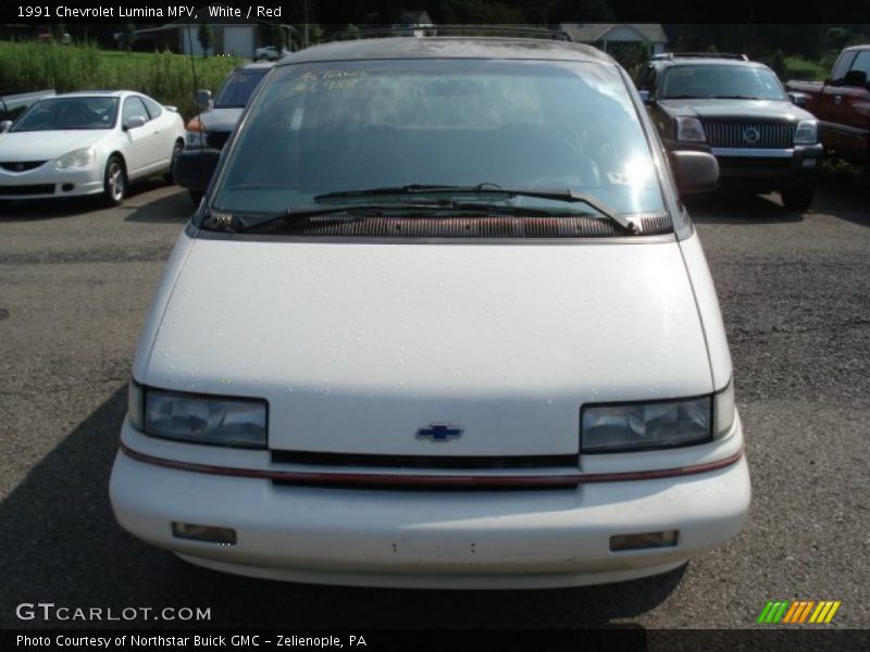 White / Red 1991 Chevrolet Lumina MPV