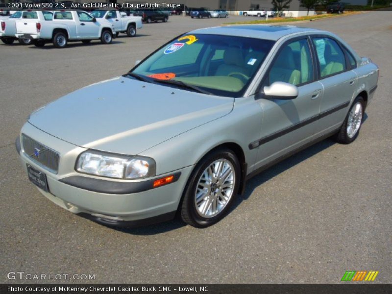 Ash Gold Metallic / Taupe/Light Taupe 2001 Volvo S80 2.9