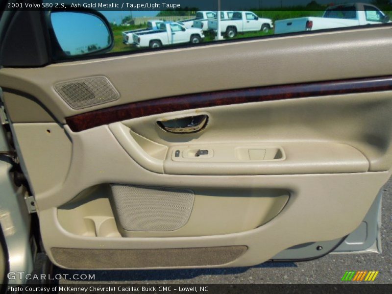 Ash Gold Metallic / Taupe/Light Taupe 2001 Volvo S80 2.9
