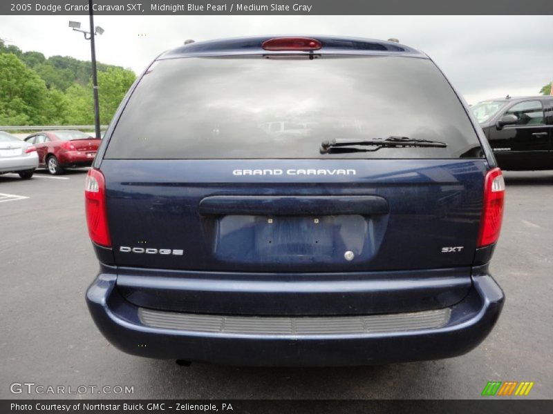 Midnight Blue Pearl / Medium Slate Gray 2005 Dodge Grand Caravan SXT