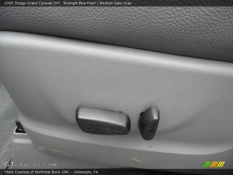 Midnight Blue Pearl / Medium Slate Gray 2005 Dodge Grand Caravan SXT