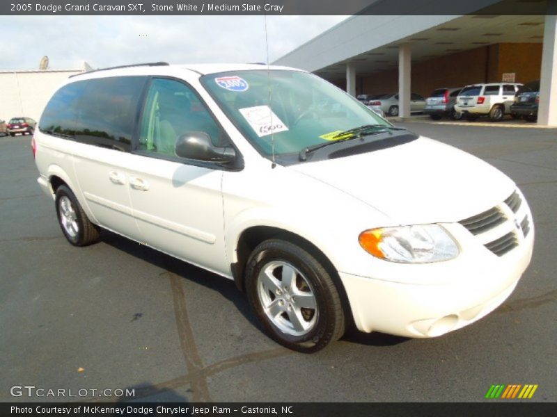 Stone White / Medium Slate Gray 2005 Dodge Grand Caravan SXT