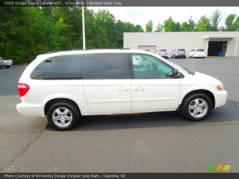 Stone White / Medium Slate Gray 2005 Dodge Grand Caravan SXT
