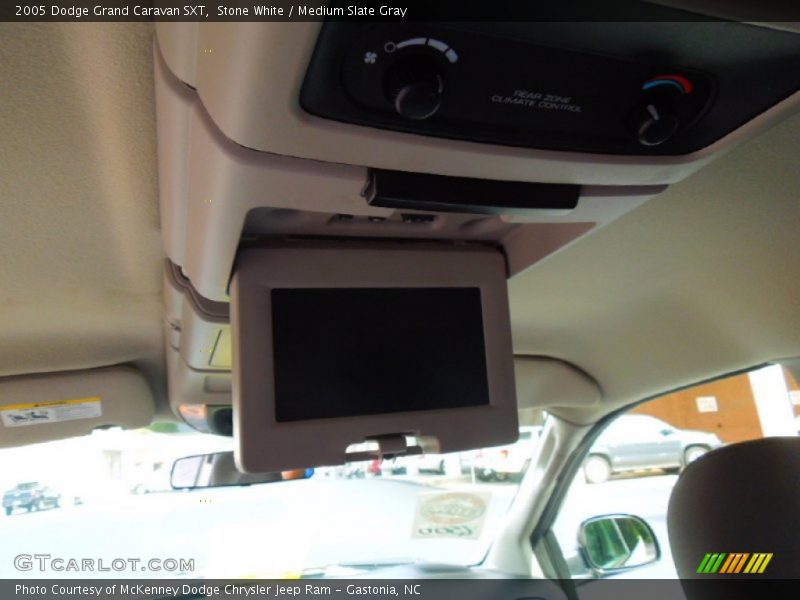 Stone White / Medium Slate Gray 2005 Dodge Grand Caravan SXT