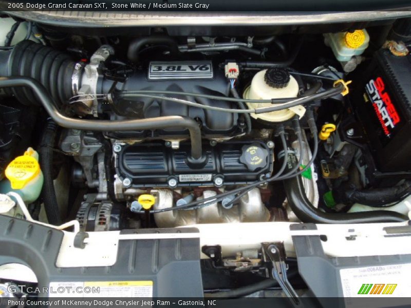 Stone White / Medium Slate Gray 2005 Dodge Grand Caravan SXT