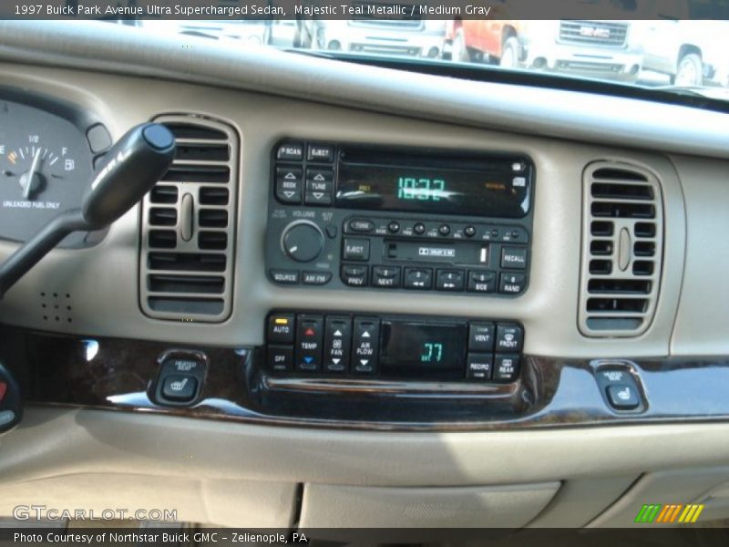 Controls of 1997 Park Avenue Ultra Supercharged Sedan