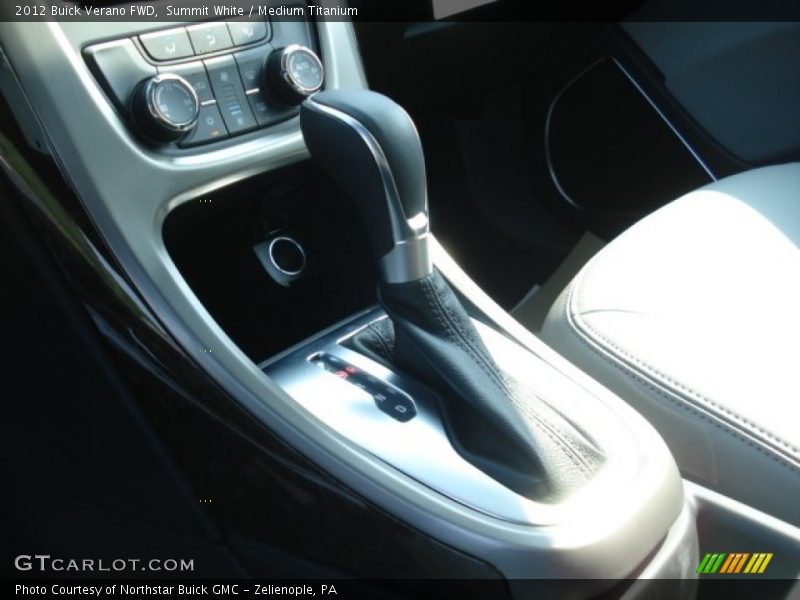 Summit White / Medium Titanium 2012 Buick Verano FWD