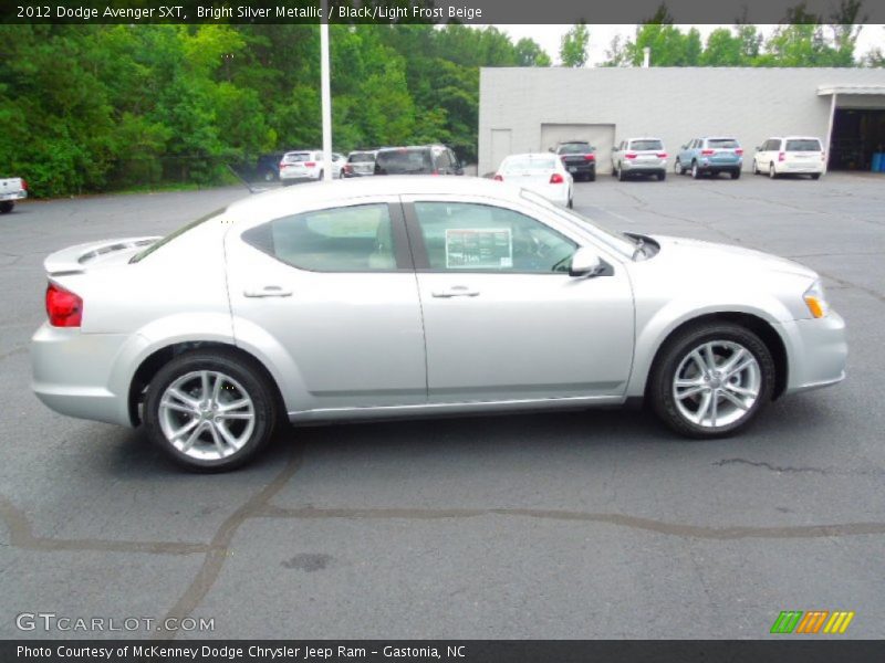 Bright Silver Metallic / Black/Light Frost Beige 2012 Dodge Avenger SXT