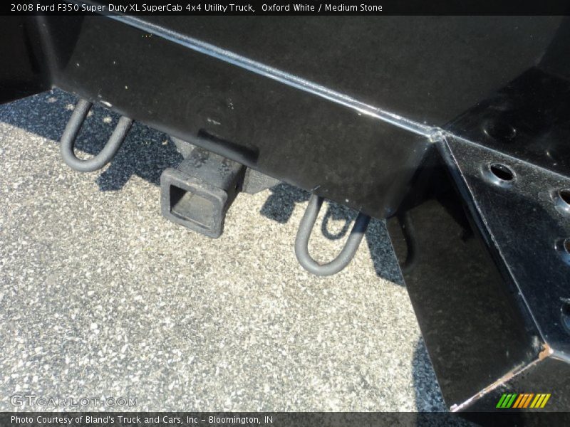 Oxford White / Medium Stone 2008 Ford F350 Super Duty XL SuperCab 4x4 Utility Truck