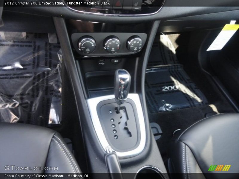 Tungsten Metallic / Black 2012 Chrysler 200 Limited Sedan