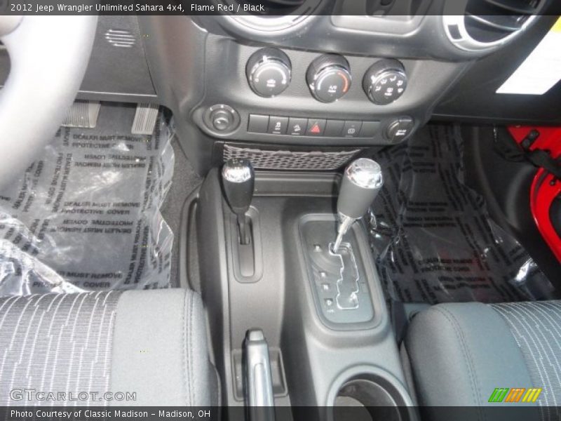 Flame Red / Black 2012 Jeep Wrangler Unlimited Sahara 4x4