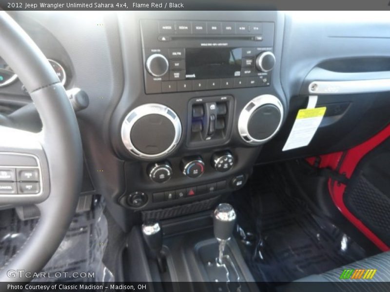 Flame Red / Black 2012 Jeep Wrangler Unlimited Sahara 4x4