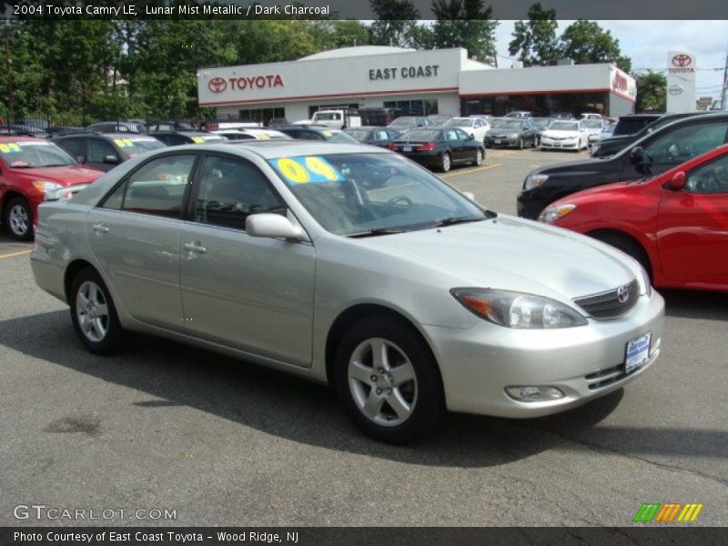 Lunar Mist Metallic / Dark Charcoal 2004 Toyota Camry LE