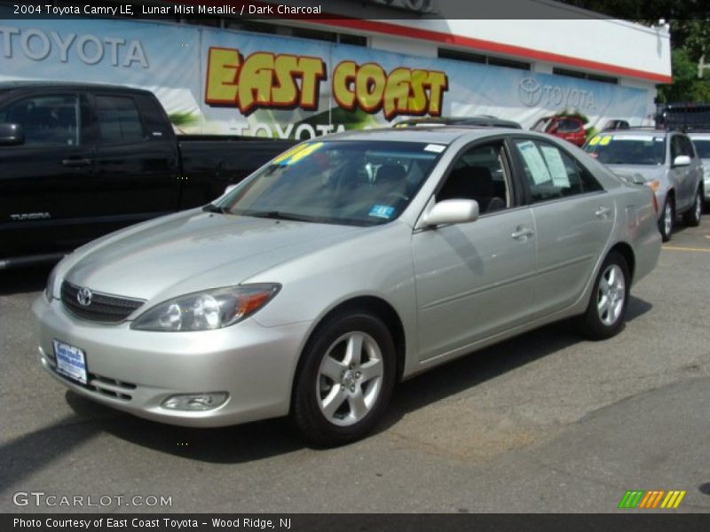 Lunar Mist Metallic / Dark Charcoal 2004 Toyota Camry LE