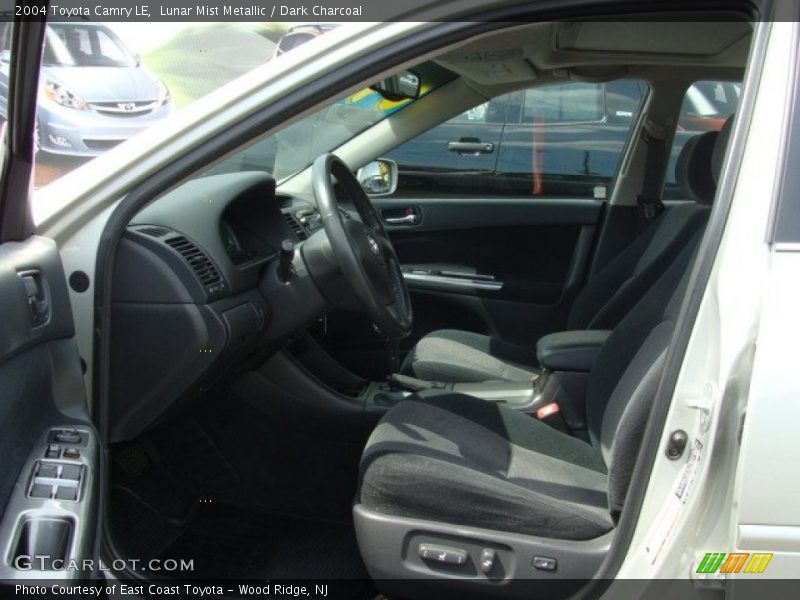Lunar Mist Metallic / Dark Charcoal 2004 Toyota Camry LE