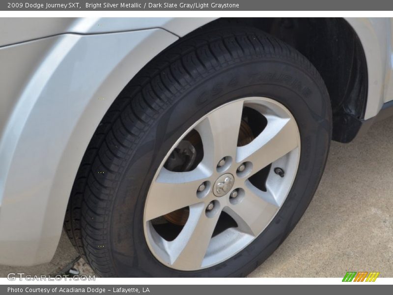 Bright Silver Metallic / Dark Slate Gray/Light Graystone 2009 Dodge Journey SXT