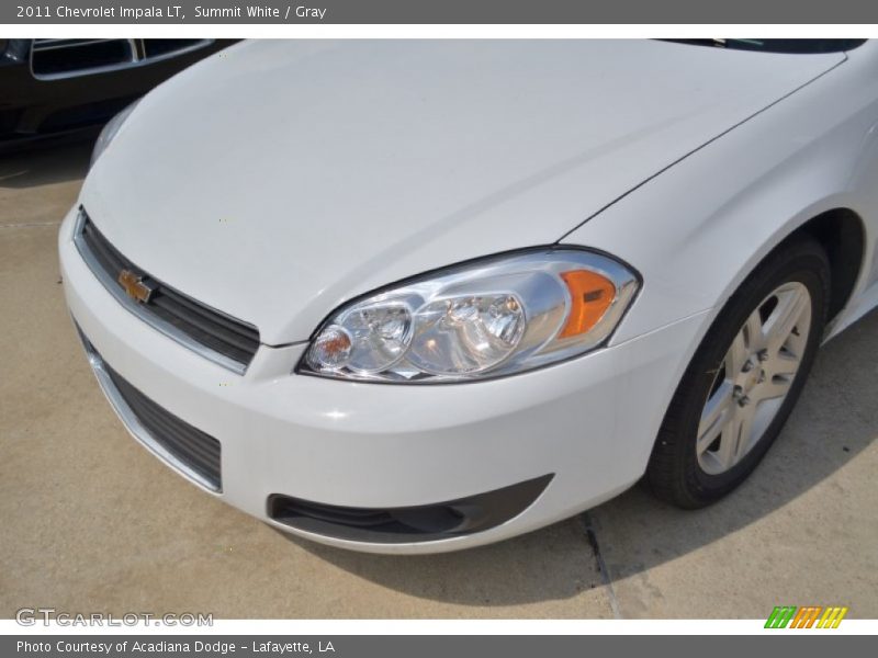 Summit White / Gray 2011 Chevrolet Impala LT
