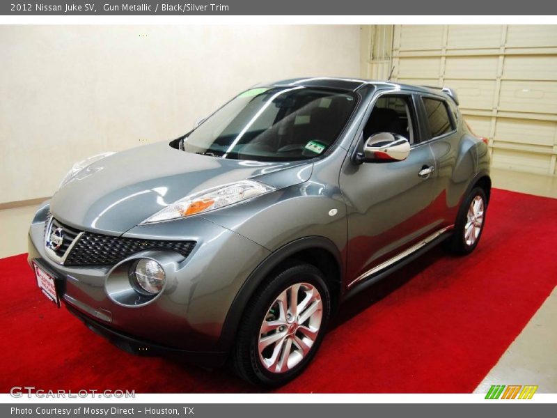Gun Metallic / Black/Silver Trim 2012 Nissan Juke SV