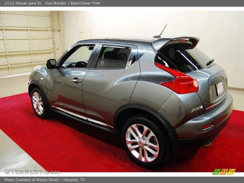 Gun Metallic / Black/Silver Trim 2012 Nissan Juke SV