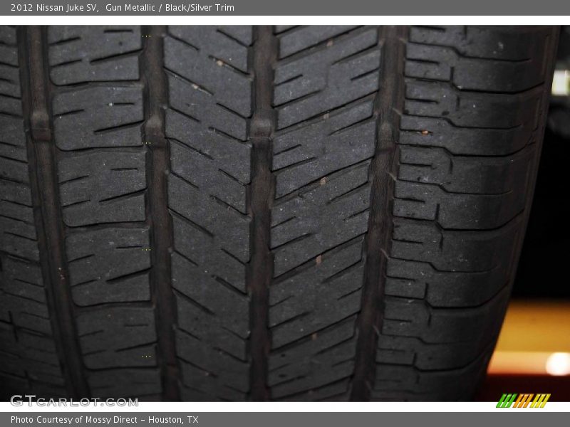 Gun Metallic / Black/Silver Trim 2012 Nissan Juke SV