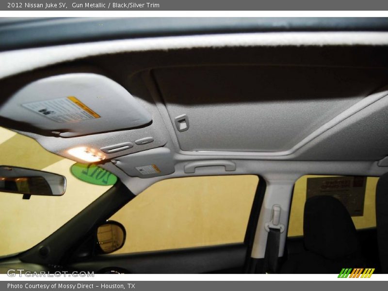 Gun Metallic / Black/Silver Trim 2012 Nissan Juke SV