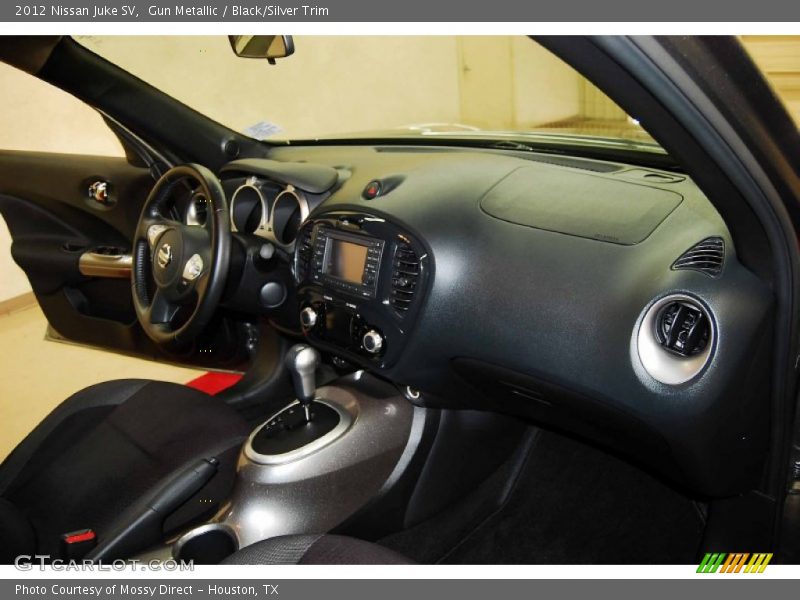 Gun Metallic / Black/Silver Trim 2012 Nissan Juke SV