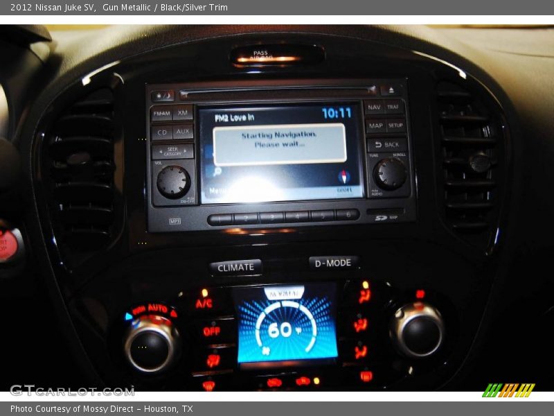 Gun Metallic / Black/Silver Trim 2012 Nissan Juke SV