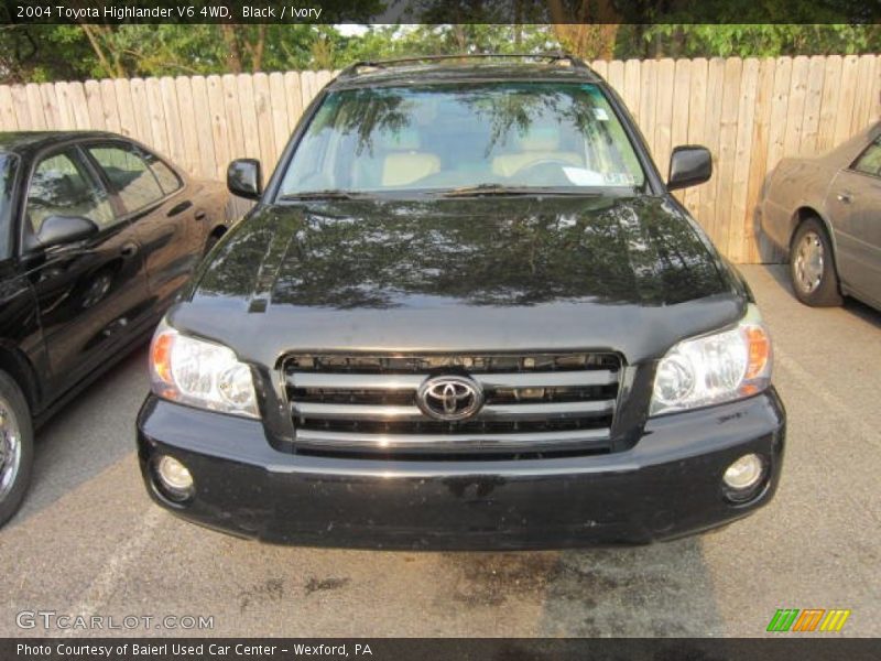Black / Ivory 2004 Toyota Highlander V6 4WD