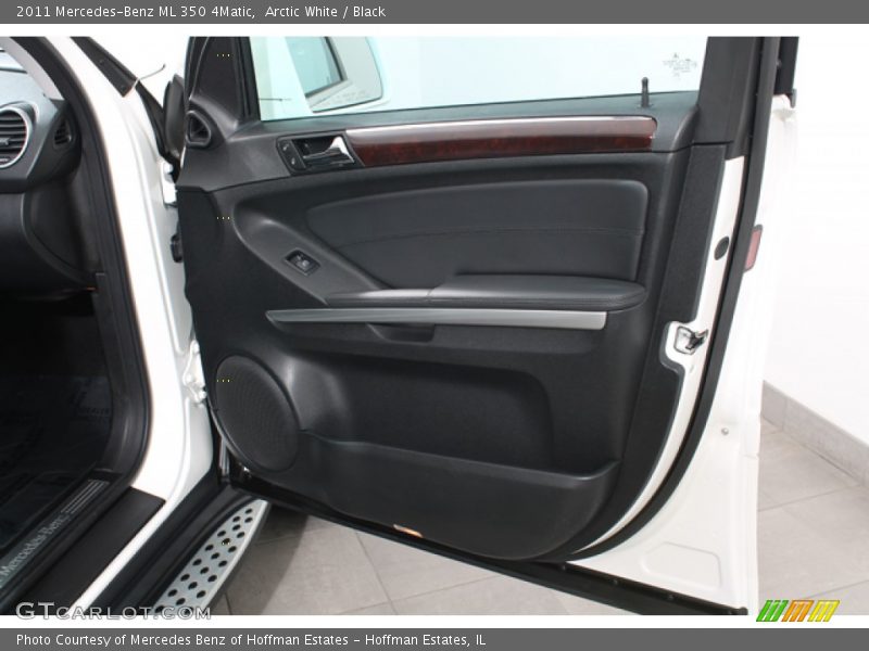 Arctic White / Black 2011 Mercedes-Benz ML 350 4Matic