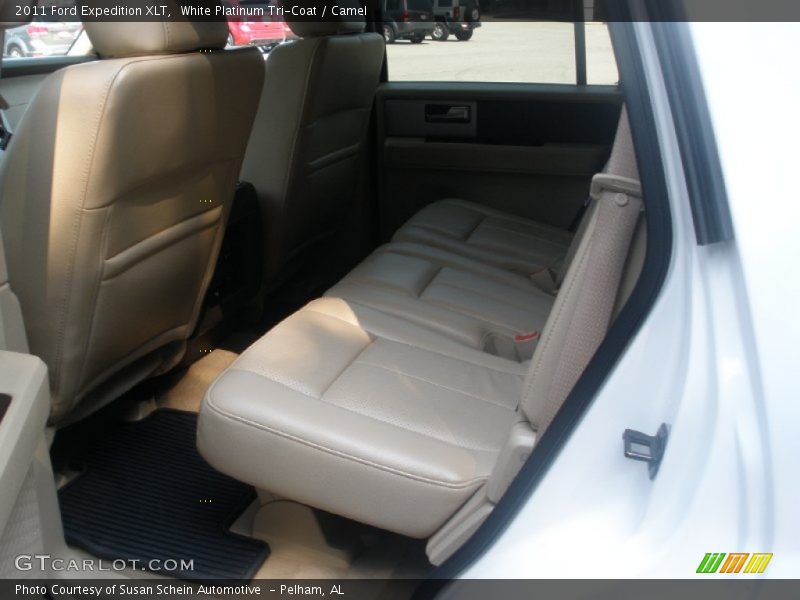 White Platinum Tri-Coat / Camel 2011 Ford Expedition XLT