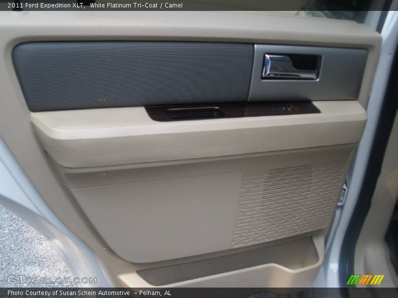 White Platinum Tri-Coat / Camel 2011 Ford Expedition XLT