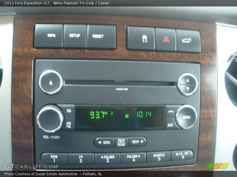 White Platinum Tri-Coat / Camel 2011 Ford Expedition XLT