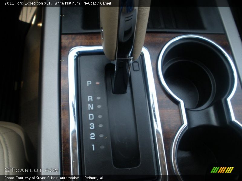 White Platinum Tri-Coat / Camel 2011 Ford Expedition XLT