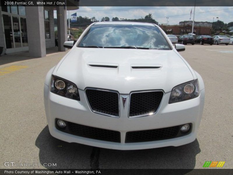 White Hot / Onyx 2008 Pontiac G8