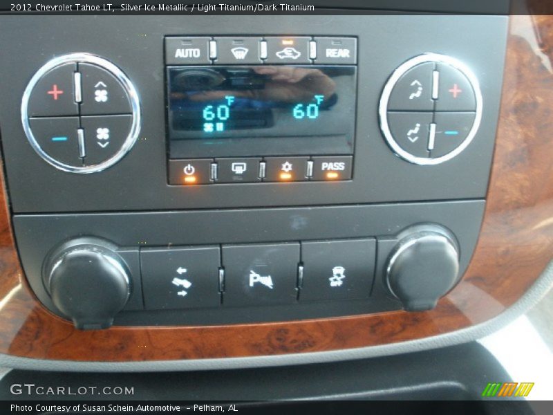 Silver Ice Metallic / Light Titanium/Dark Titanium 2012 Chevrolet Tahoe LT