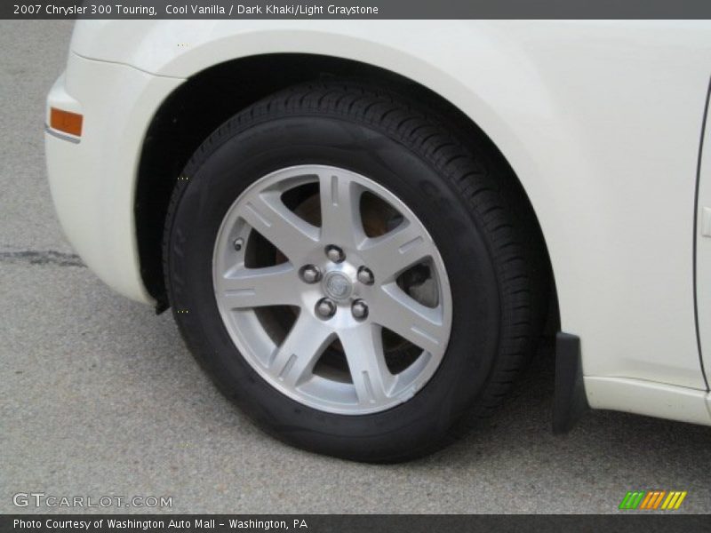 Cool Vanilla / Dark Khaki/Light Graystone 2007 Chrysler 300 Touring