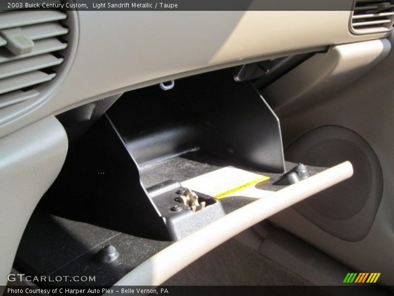 Light Sandrift Metallic / Taupe 2003 Buick Century Custom