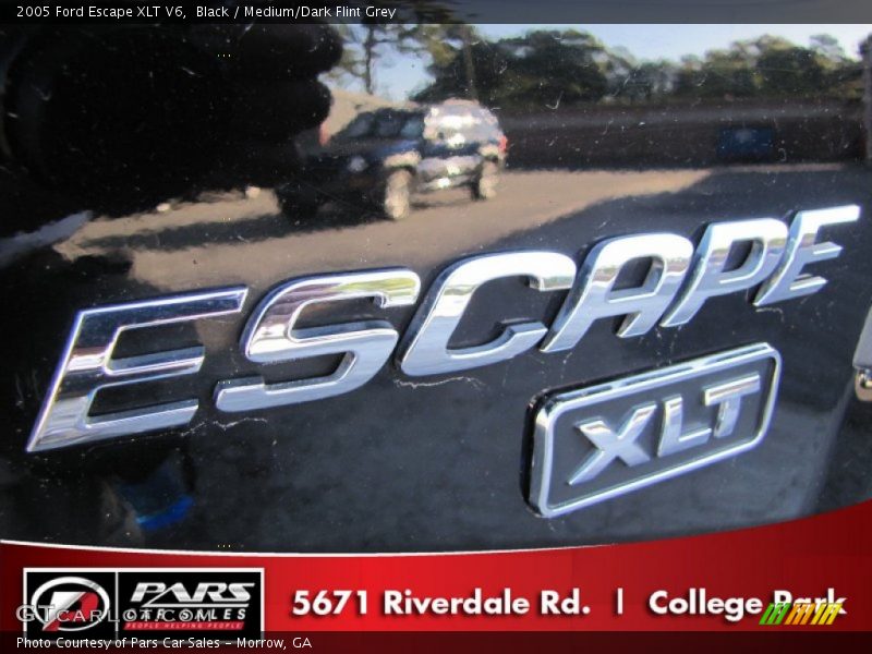 Black / Medium/Dark Flint Grey 2005 Ford Escape XLT V6