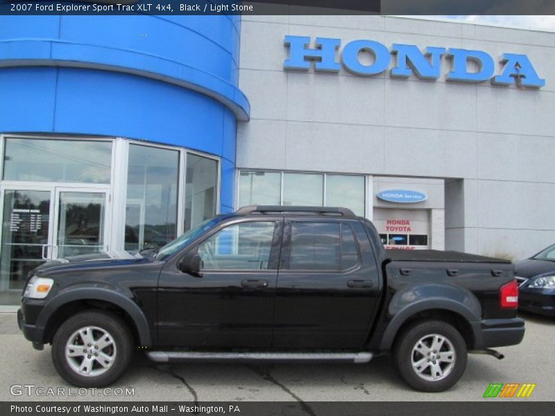Black / Light Stone 2007 Ford Explorer Sport Trac XLT 4x4